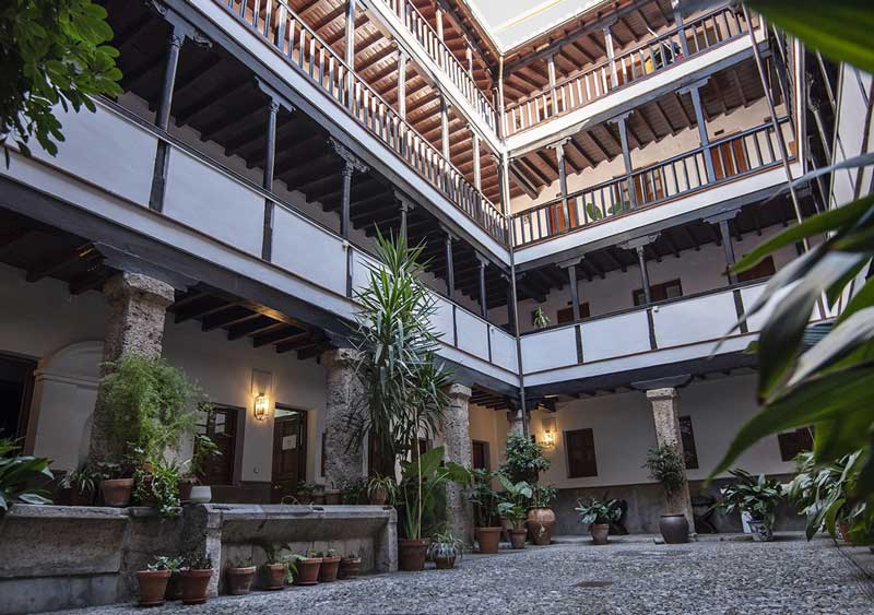 Sephardic Walking Tour The Untold Stories of Granada's Jewish Past